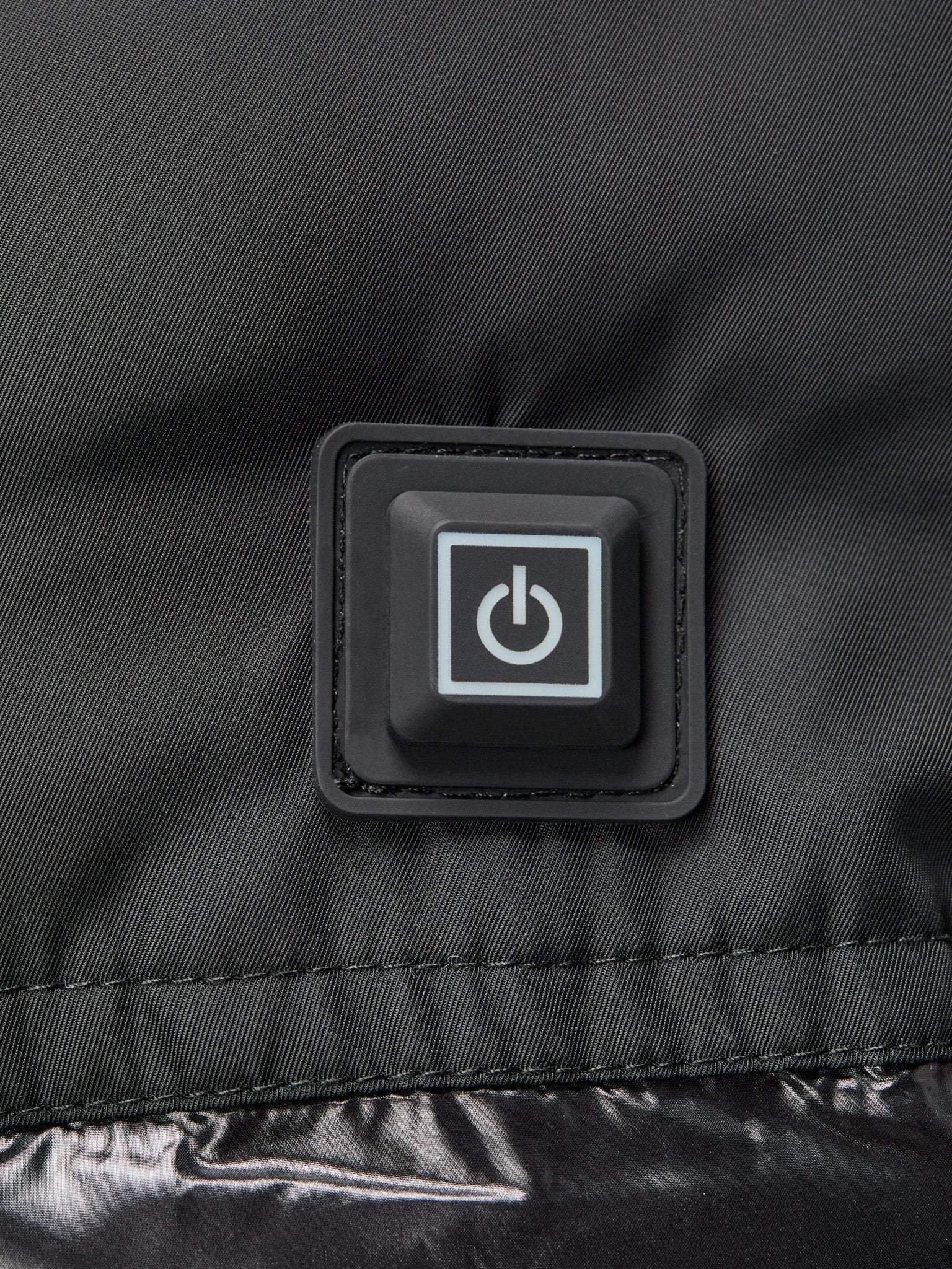 Geaca neagra lunga, cu incalzire