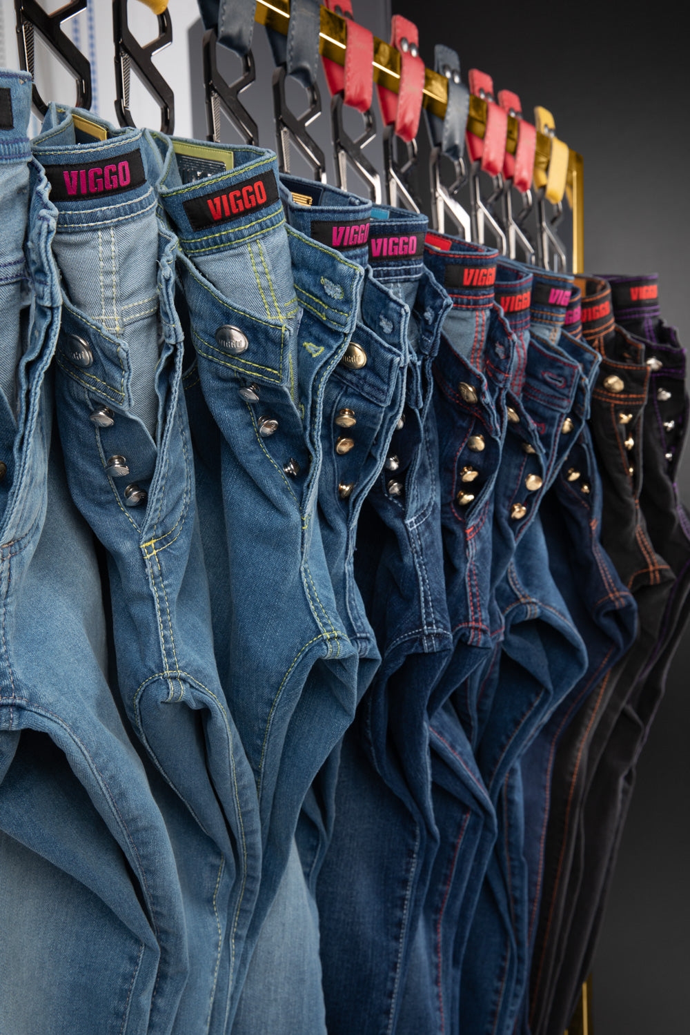 Slim fit pink blue jeans