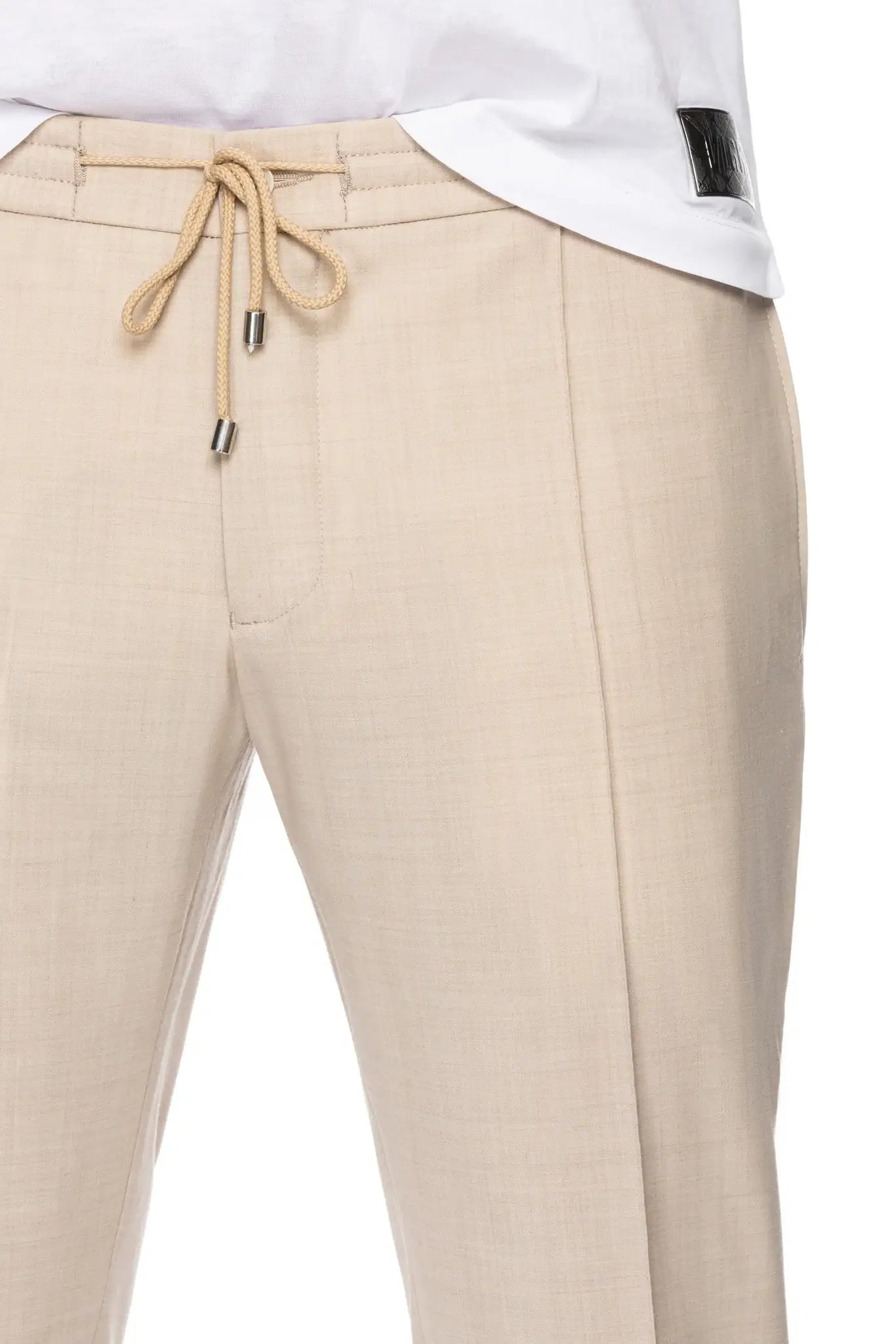 Pantaloni bej cu siret in talie