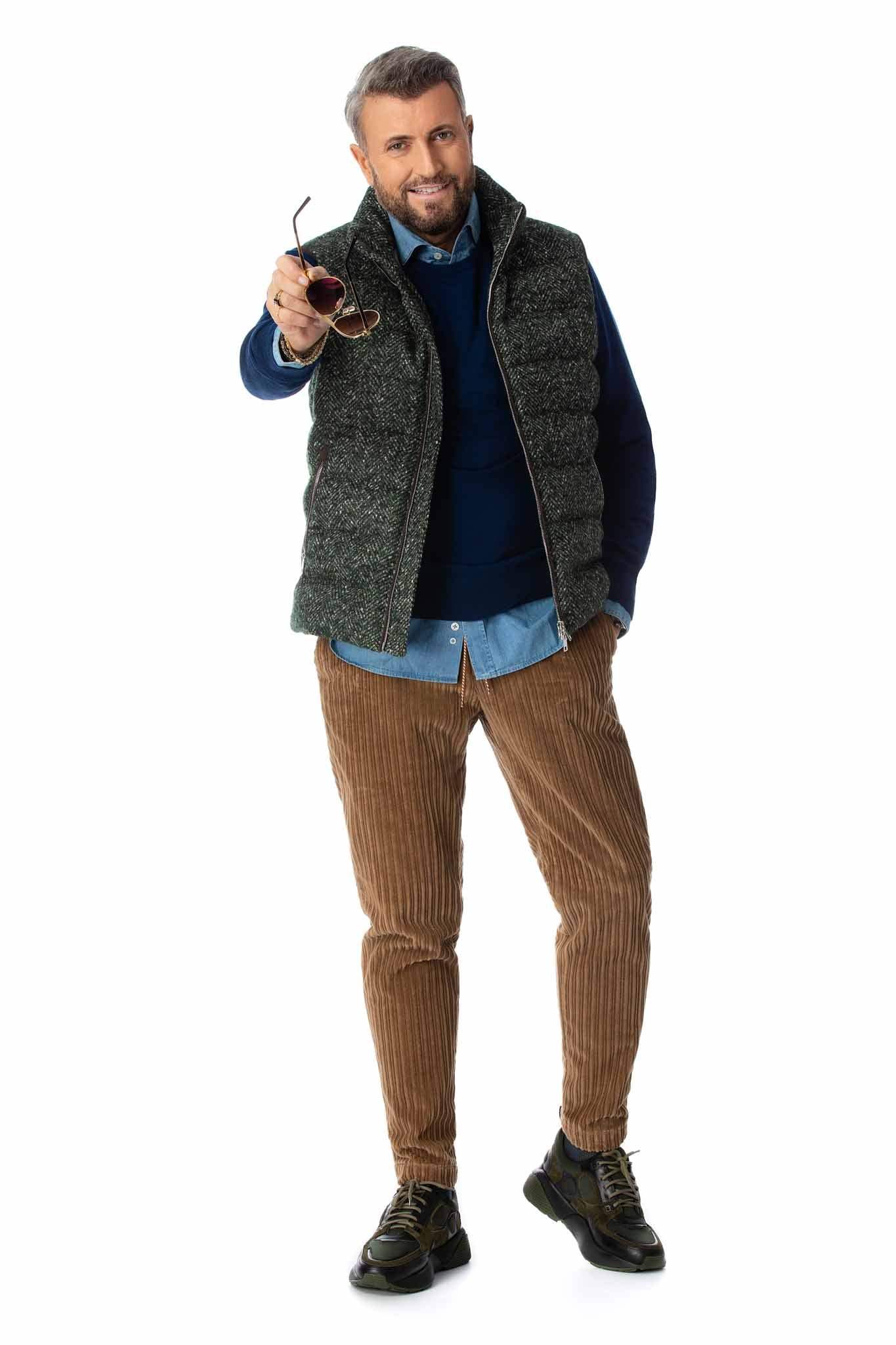 Vest made of virgin wool and goose down