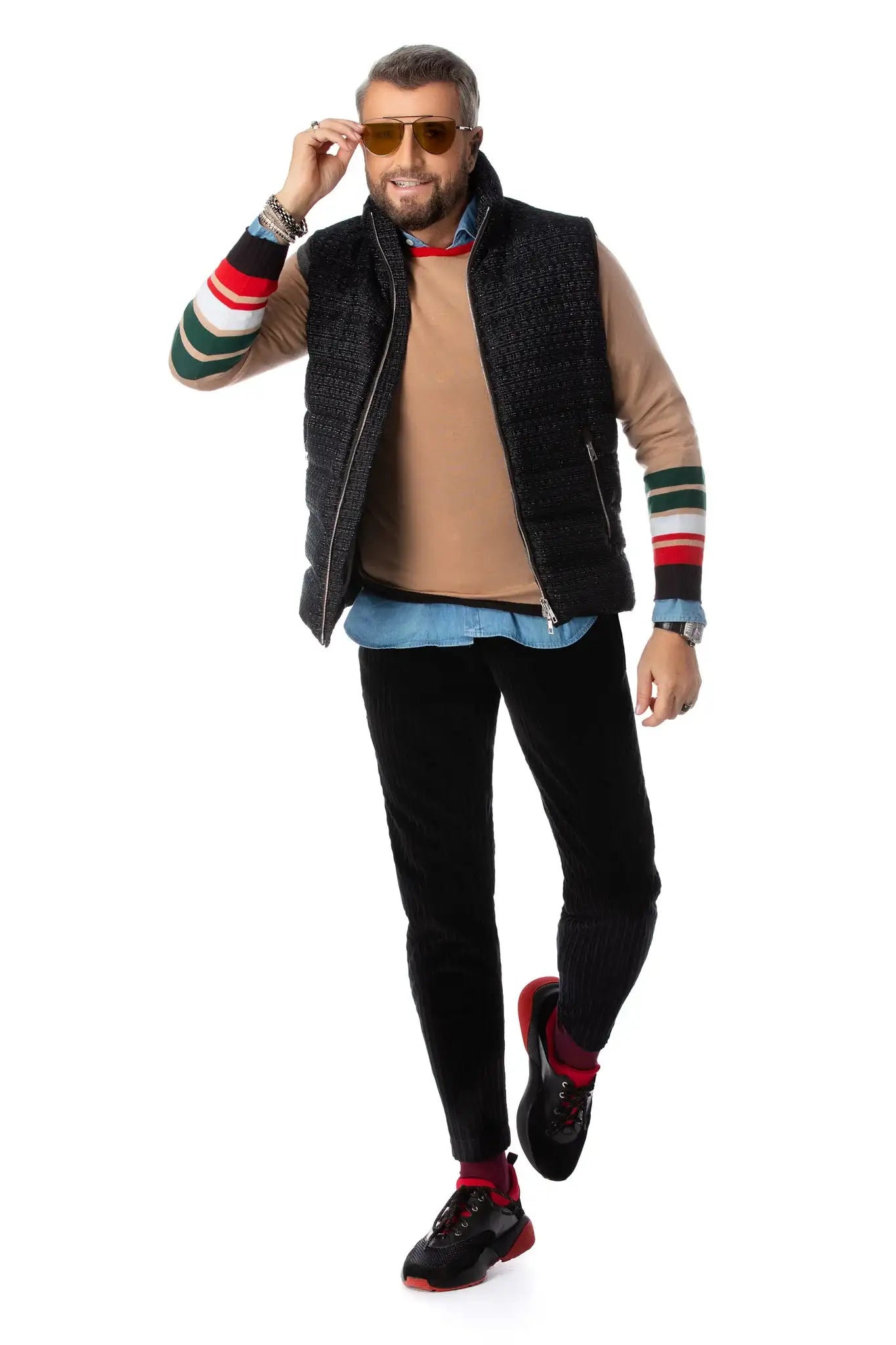 Goose down vest with metallic fabric