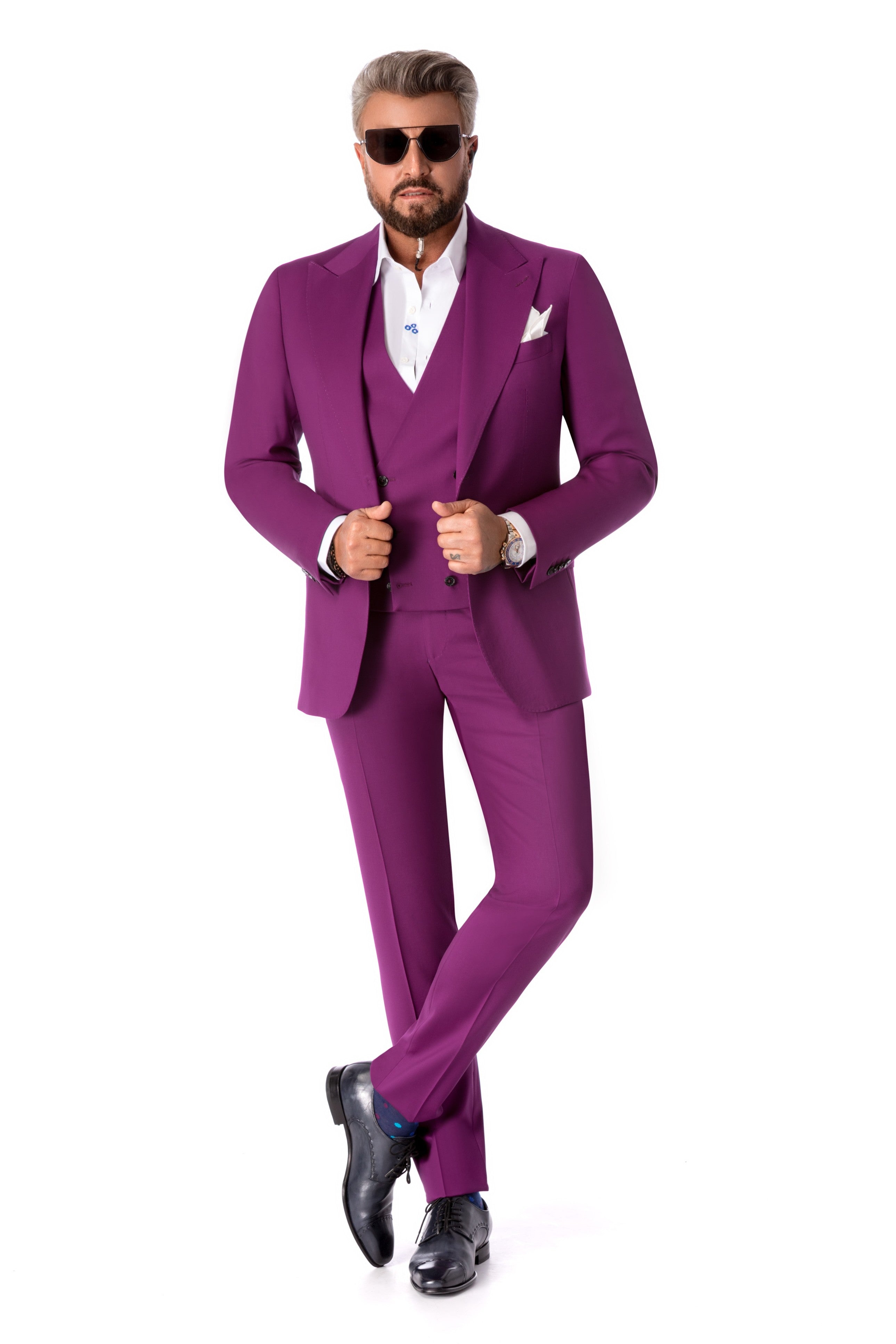 Fuchsia three-piece suit, tailored fit