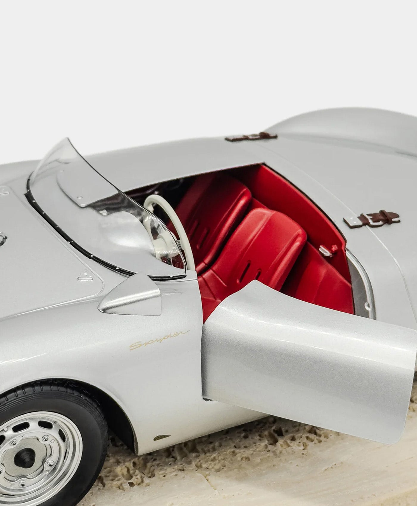 Macheta Porsche 550A Spyder argintiu