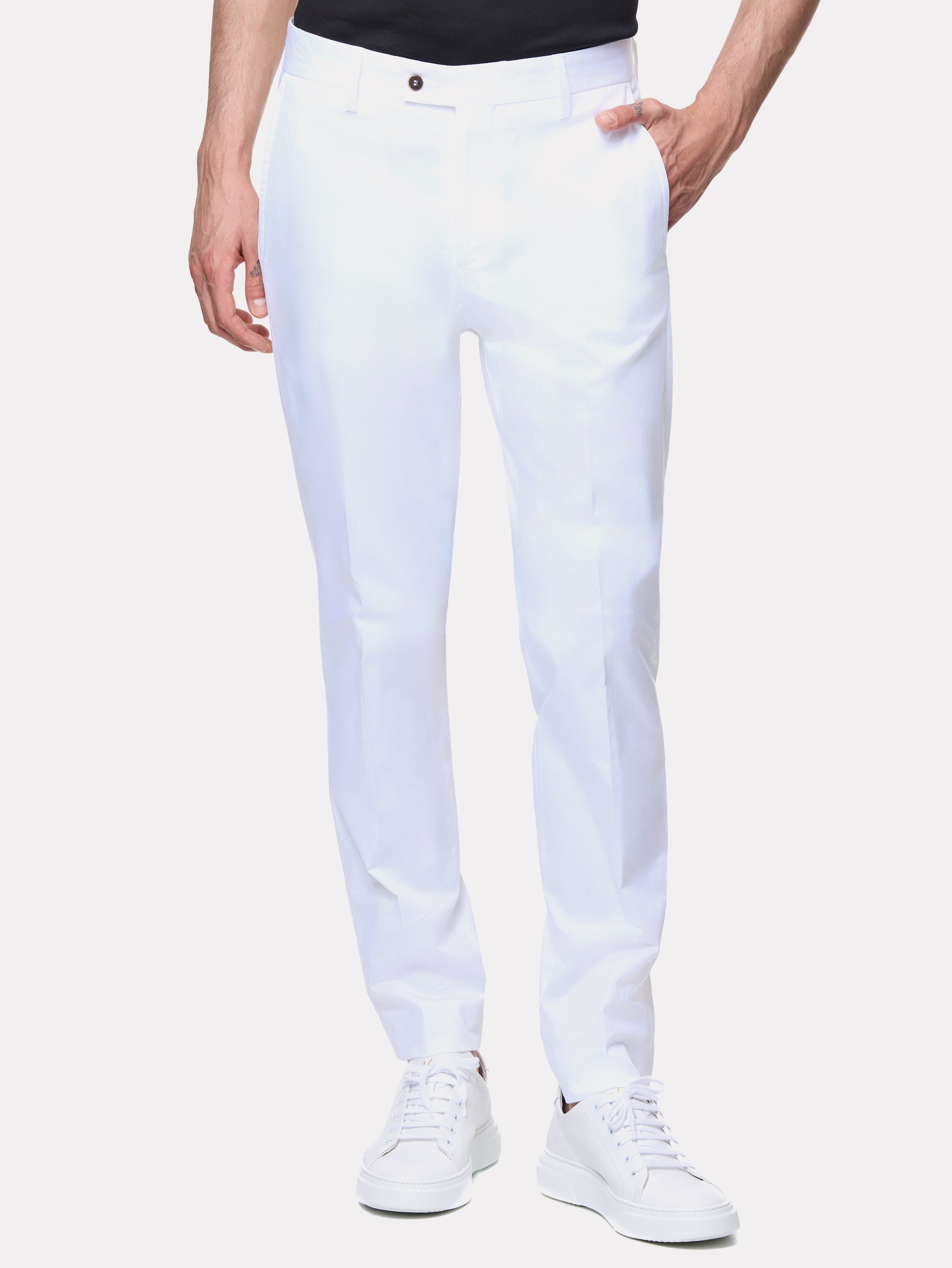 Pantaloni chinos alb optic