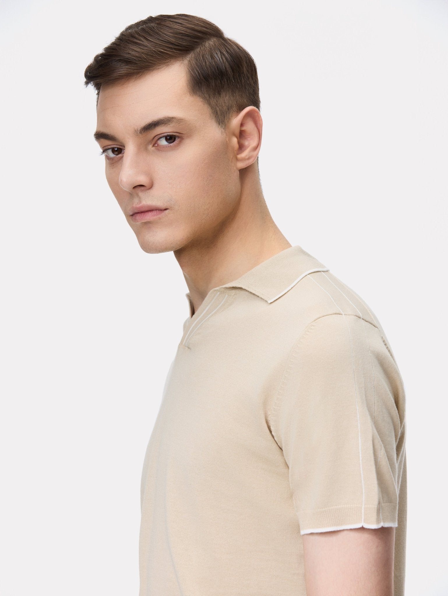 Tricou polo bej cu dungi albe - Viggo