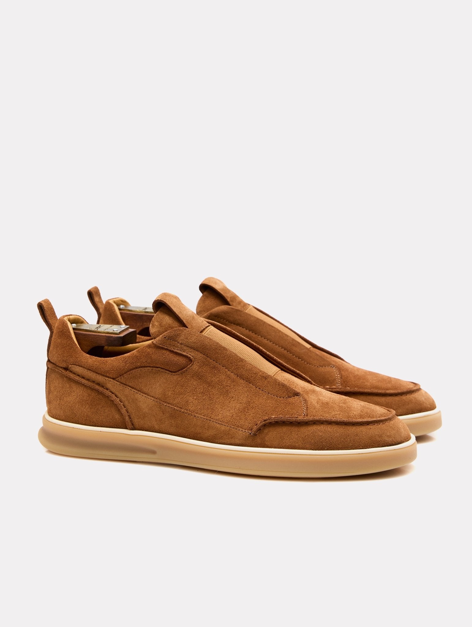 Slip - on sneakers din piele intoarsa camel - Viggo