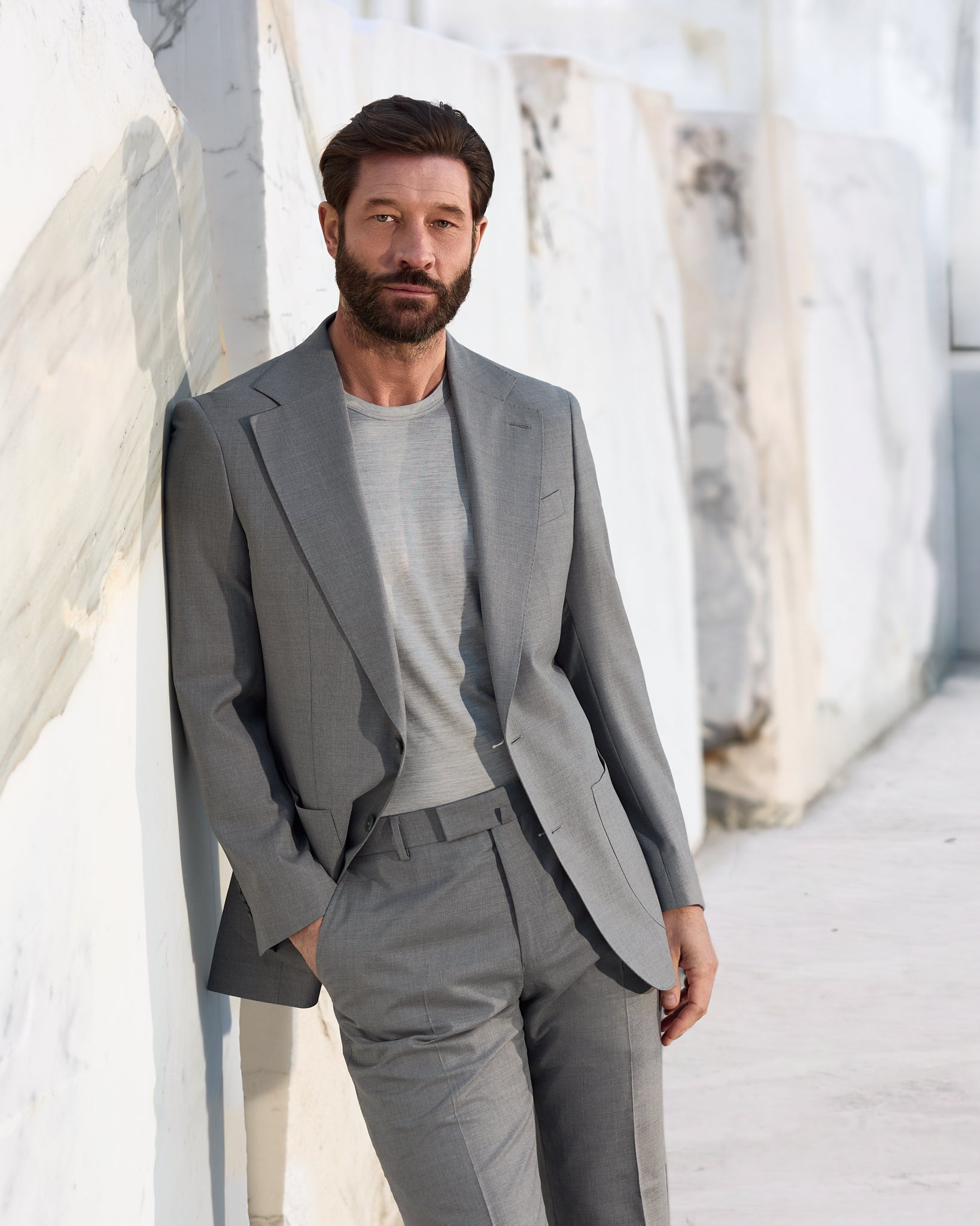 Costum gri Made to Measure, tesatura Lightest Natural 2 Ways by Loro Piana