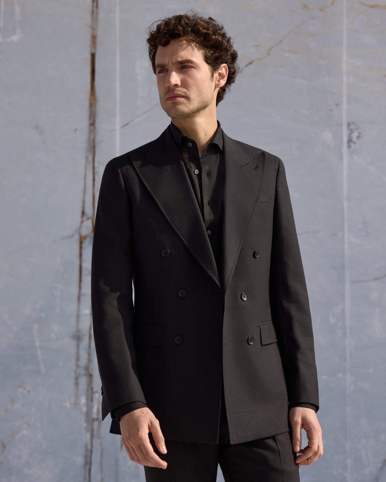 Costum negru Made to Measure tesatura Fratelli Tallia di Delfino