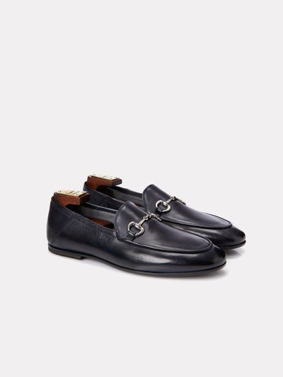 Loafer shoes with metallic chain, navy