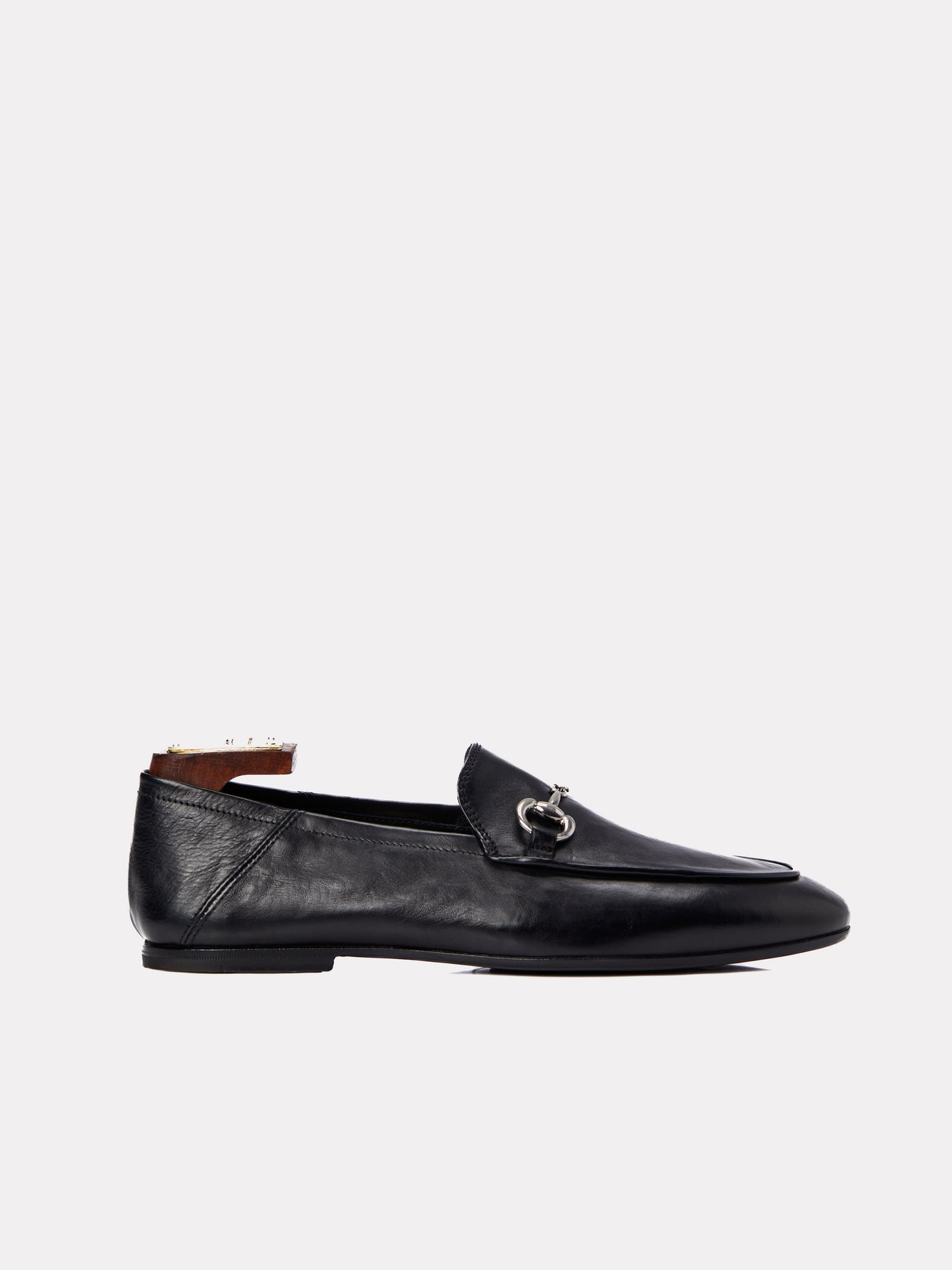 Loafers with metal chain