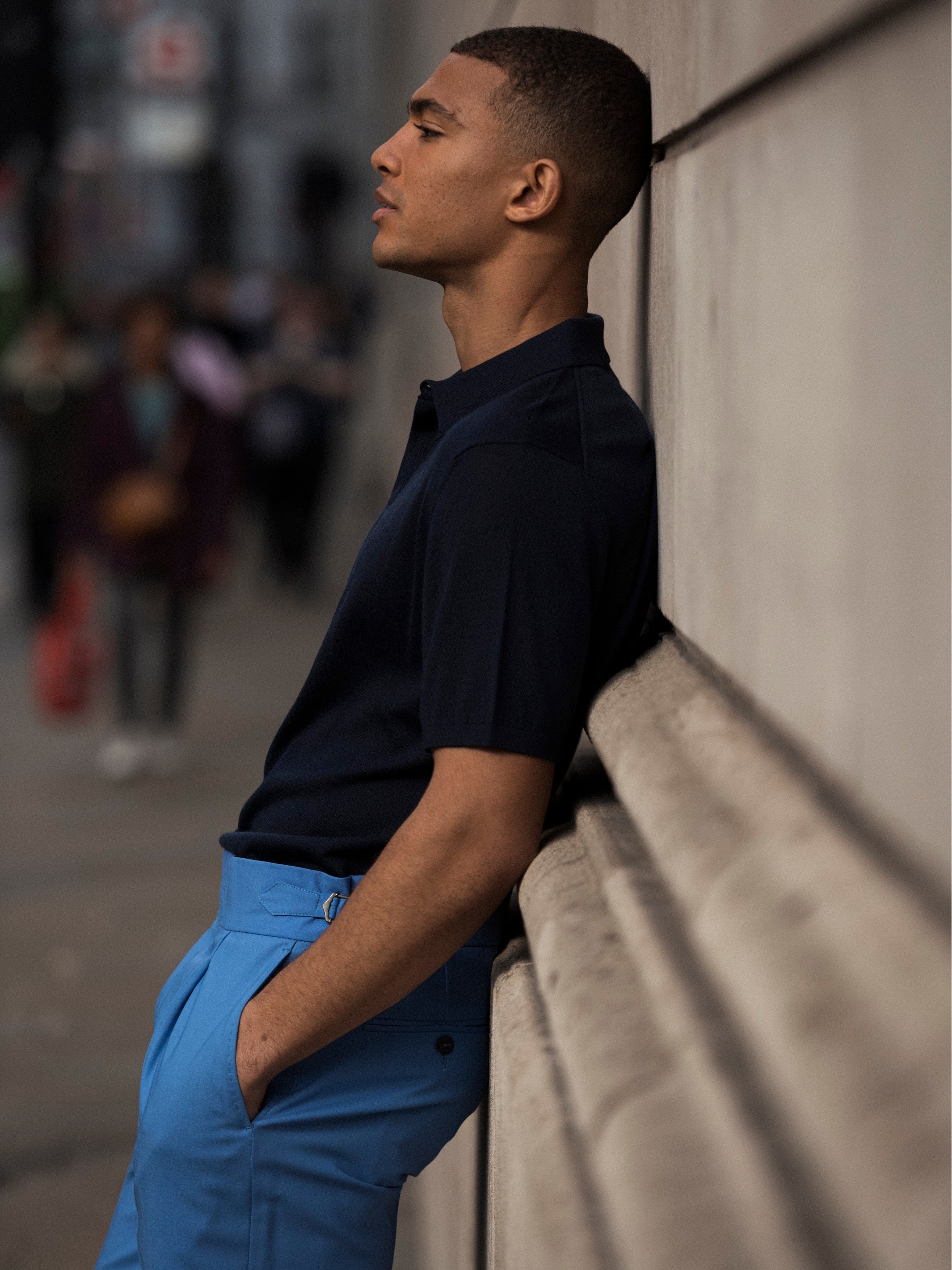 Navy polo shirt made of natural silk and merino wool