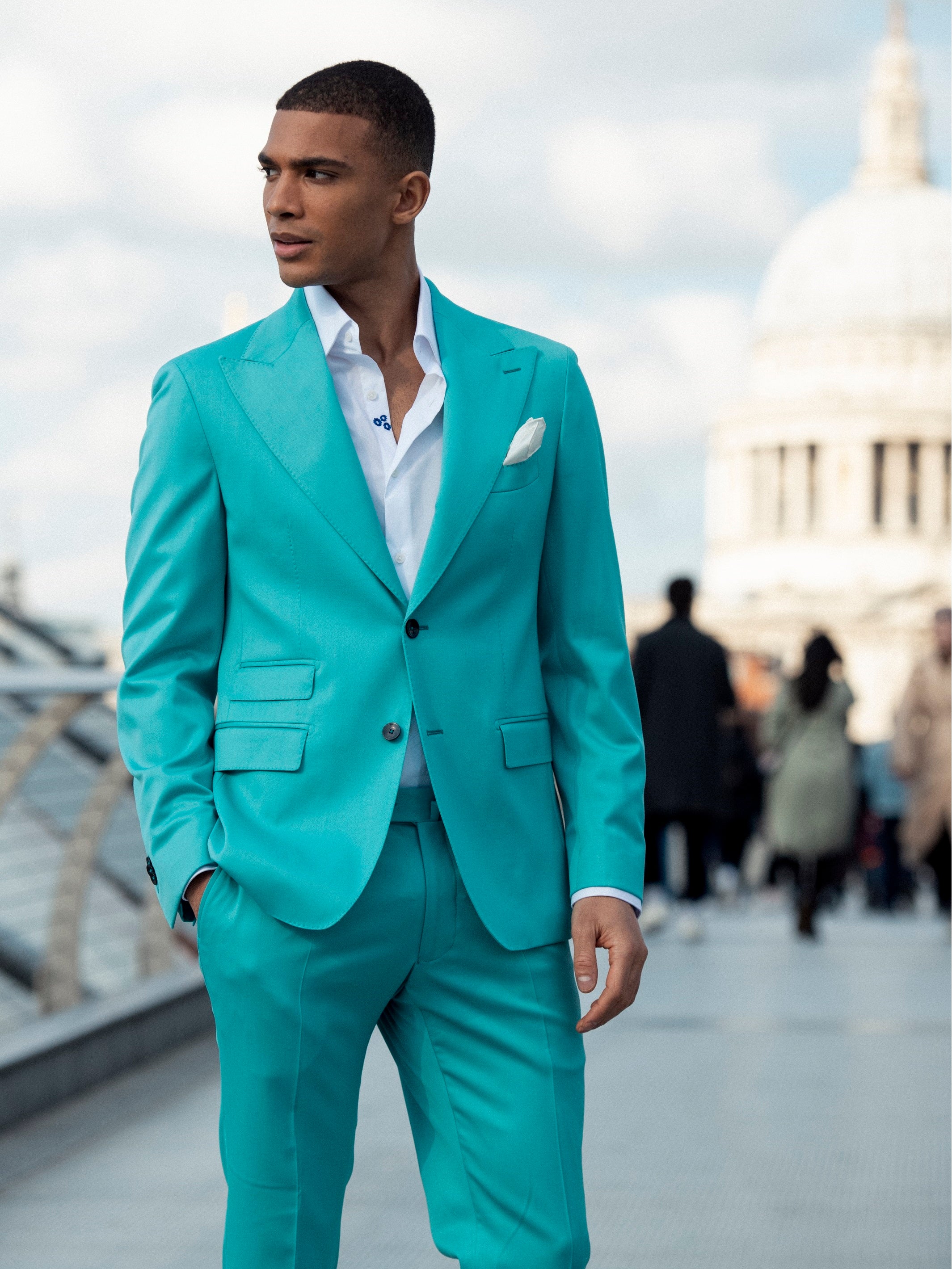 Two-piece turquoise suit, tailored fit