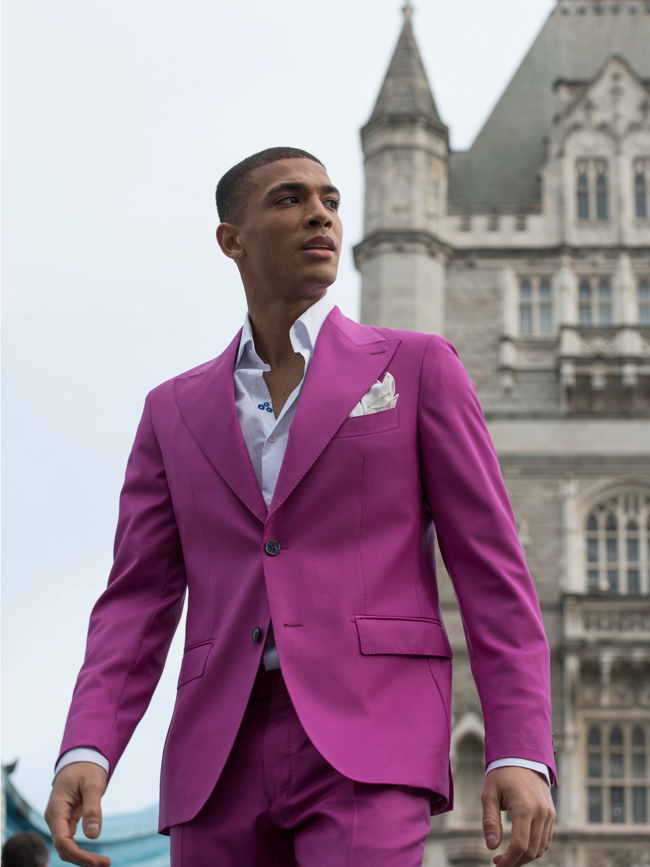 Two-piece fuchsia suit, tailored fit