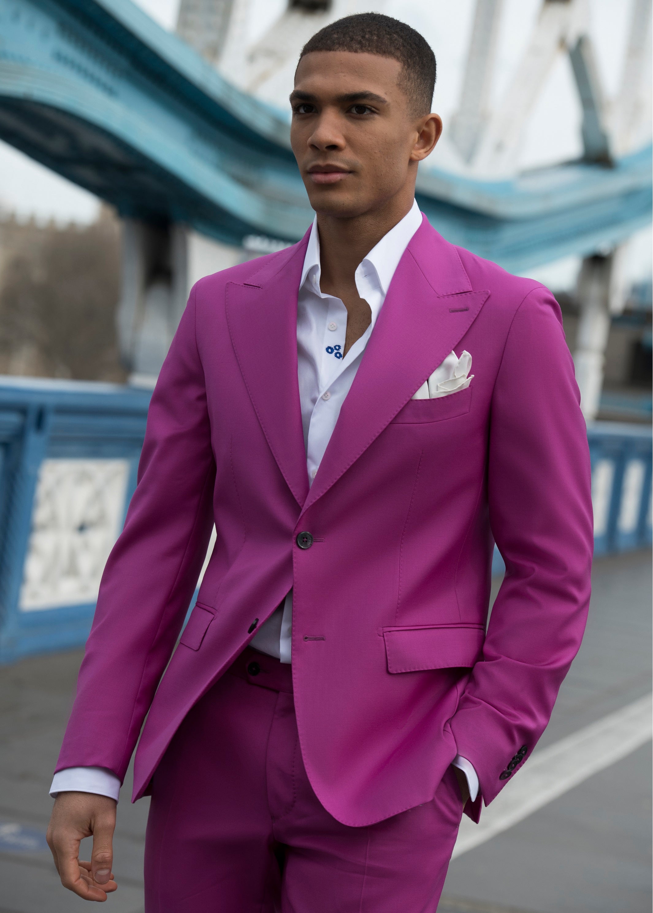 Two-piece fuchsia suit, tailored fit