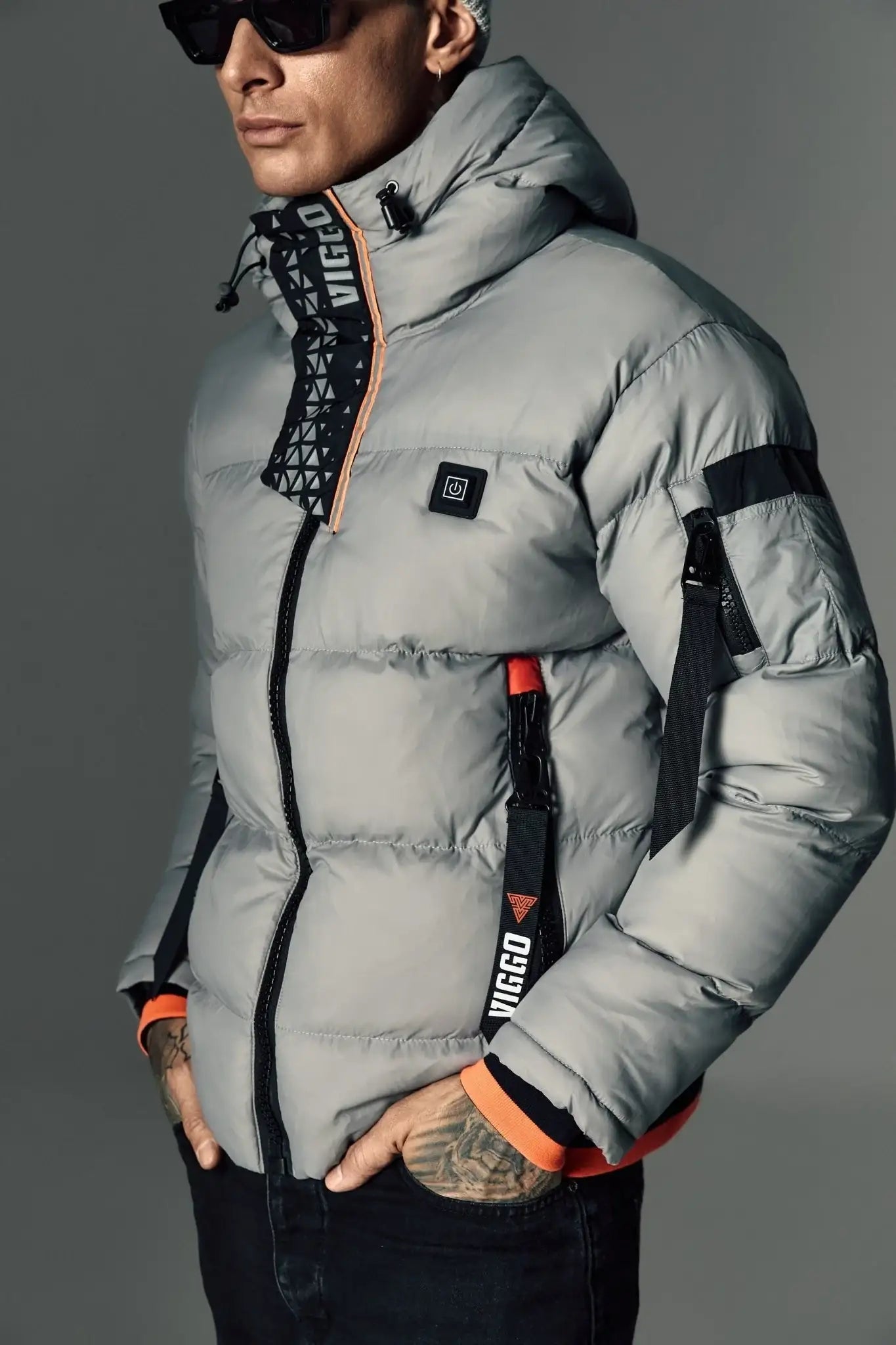 Geaca gri cu incalzire si accesorii detasabile