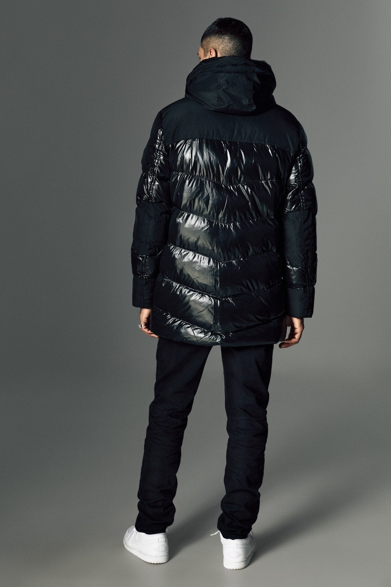 Geaca neagra lunga, cu incalzire - Viggo