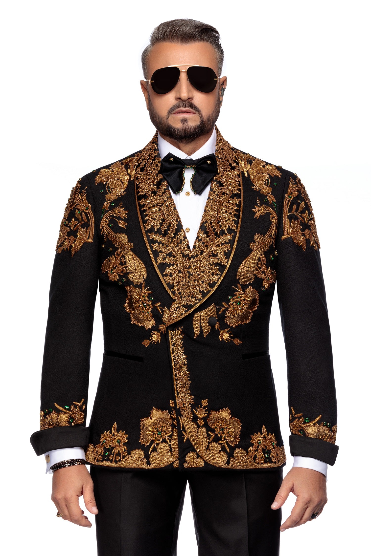 Wool tuxedo jacket with manual bronze embroidery on two rows of buttons