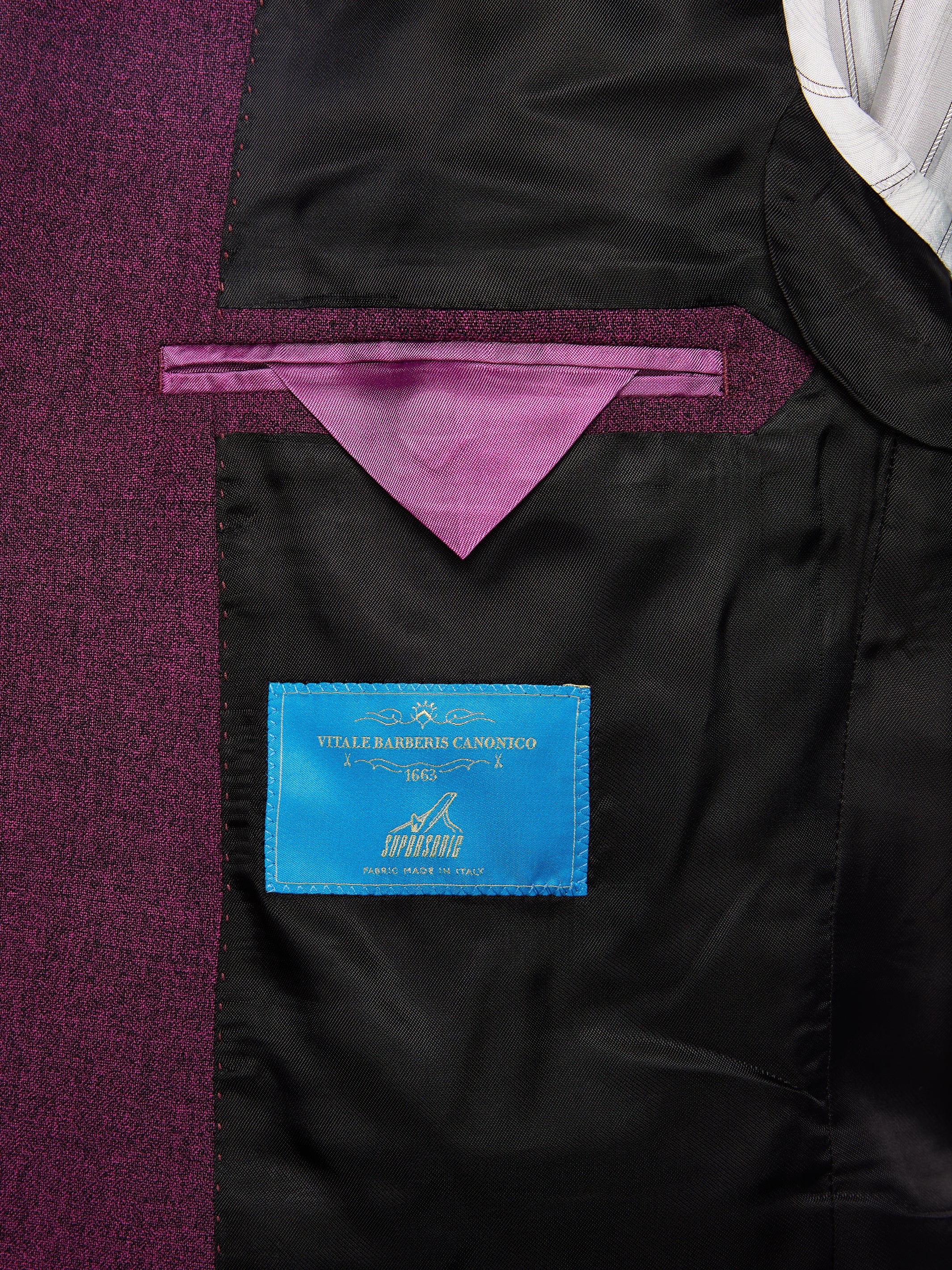 Costum tesatura Vitale Barberis, mov texturat