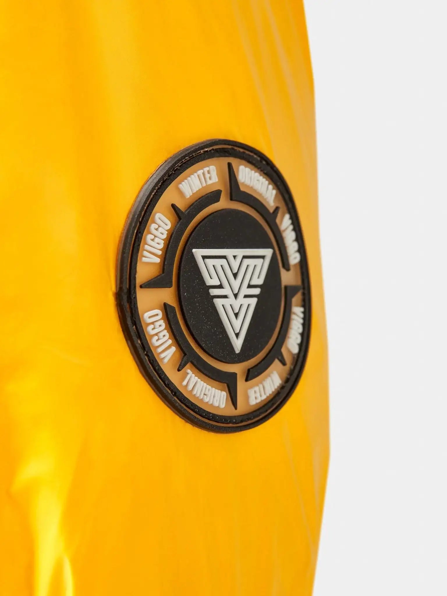 Geaca galbena cu incalzire