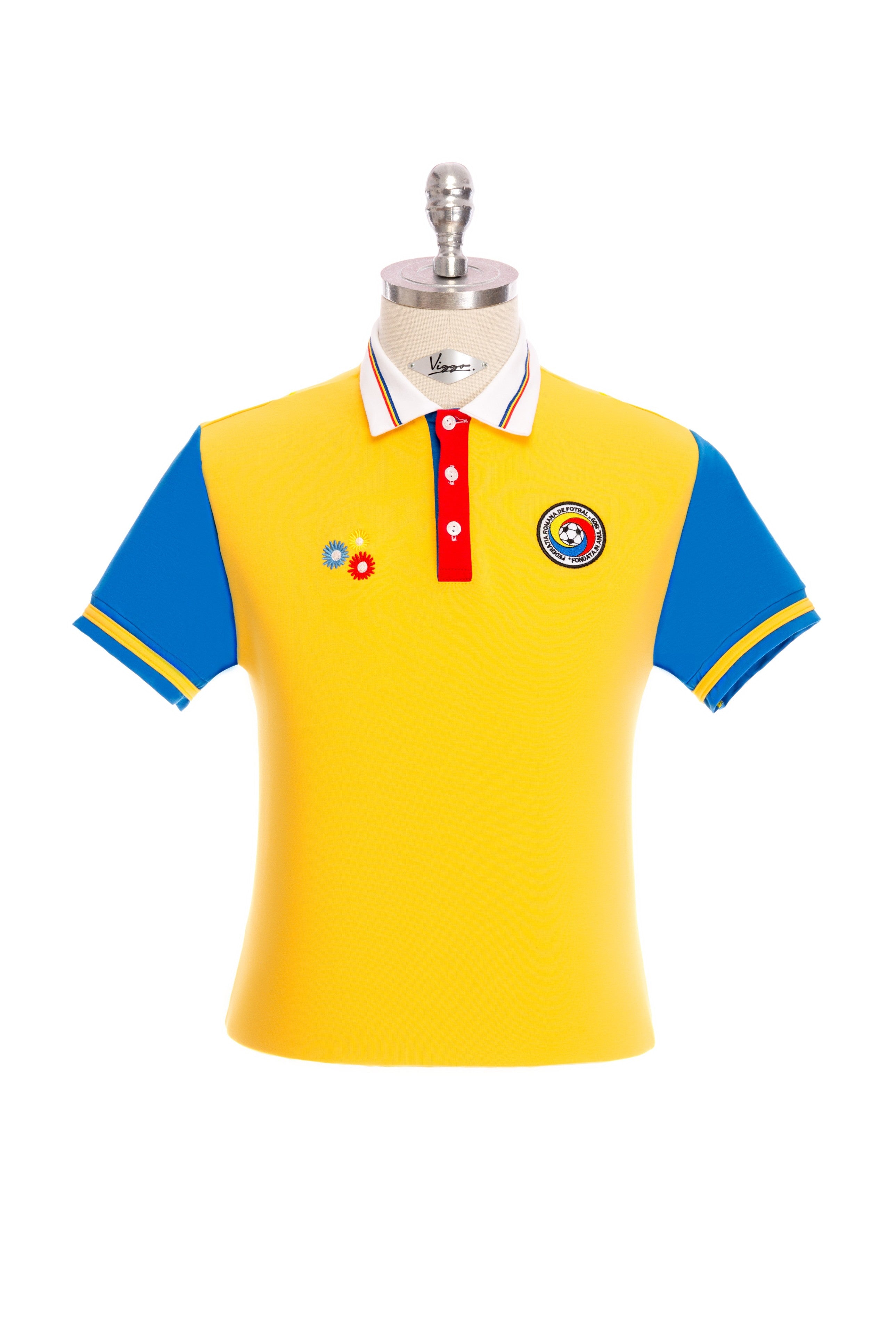 T-shirt gialla della Nazionale di Calcio